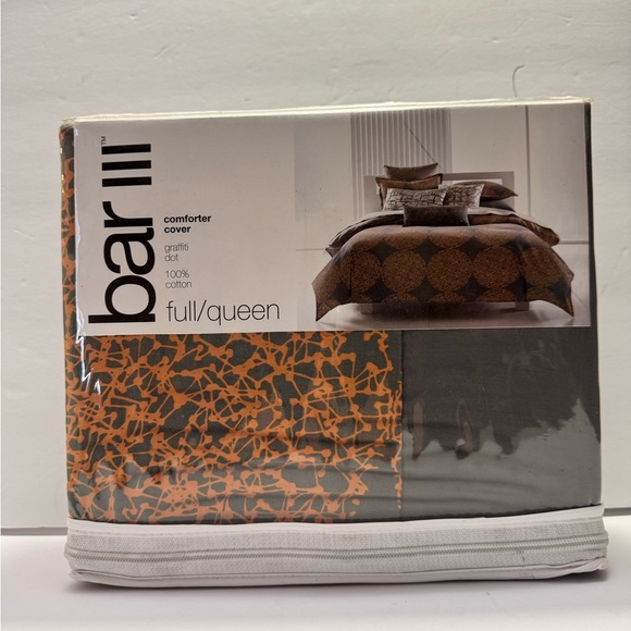 Bar III full/ queen graffiti dot comforter cover - Picture 4 of 4